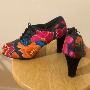 Bordarte handmade embroidered heels